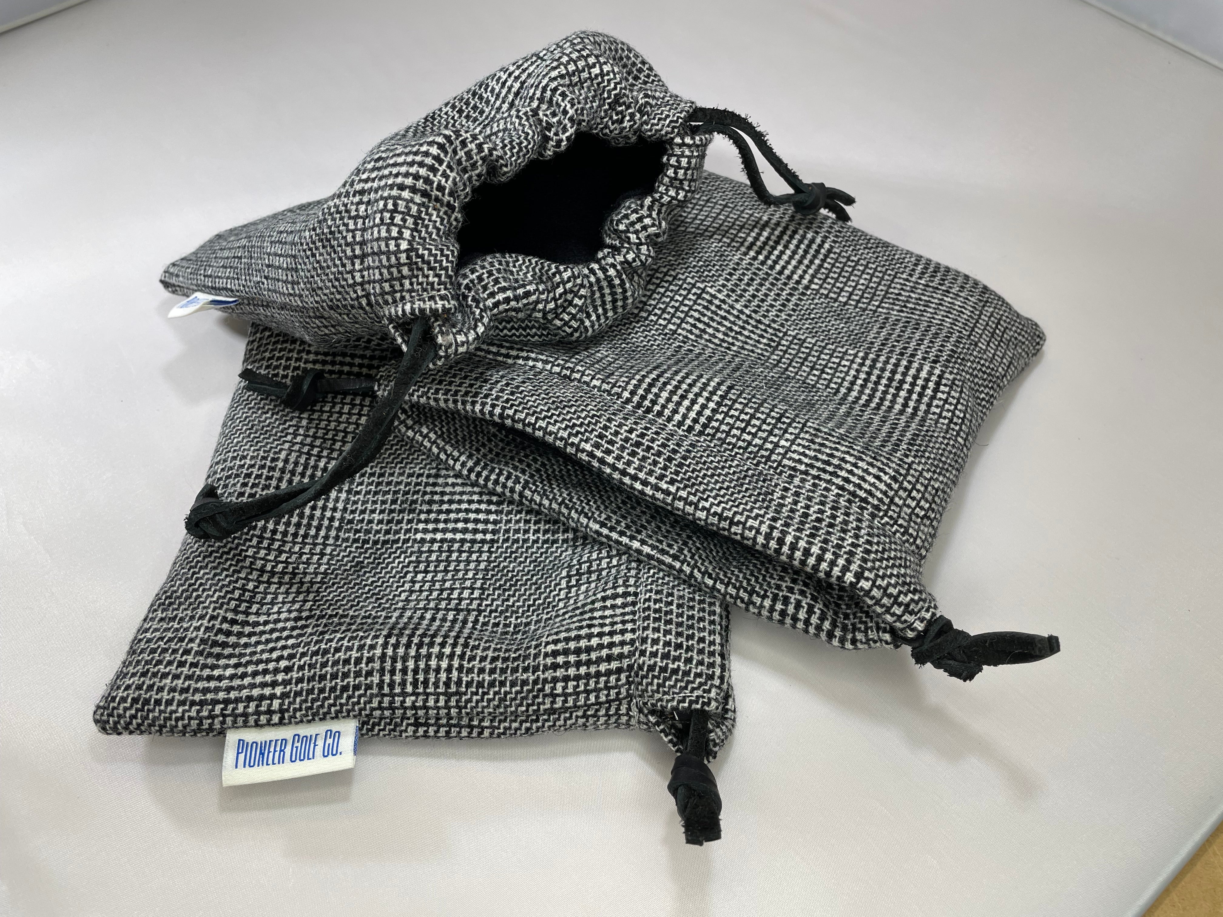 Black and White Chek Valuable Pouch