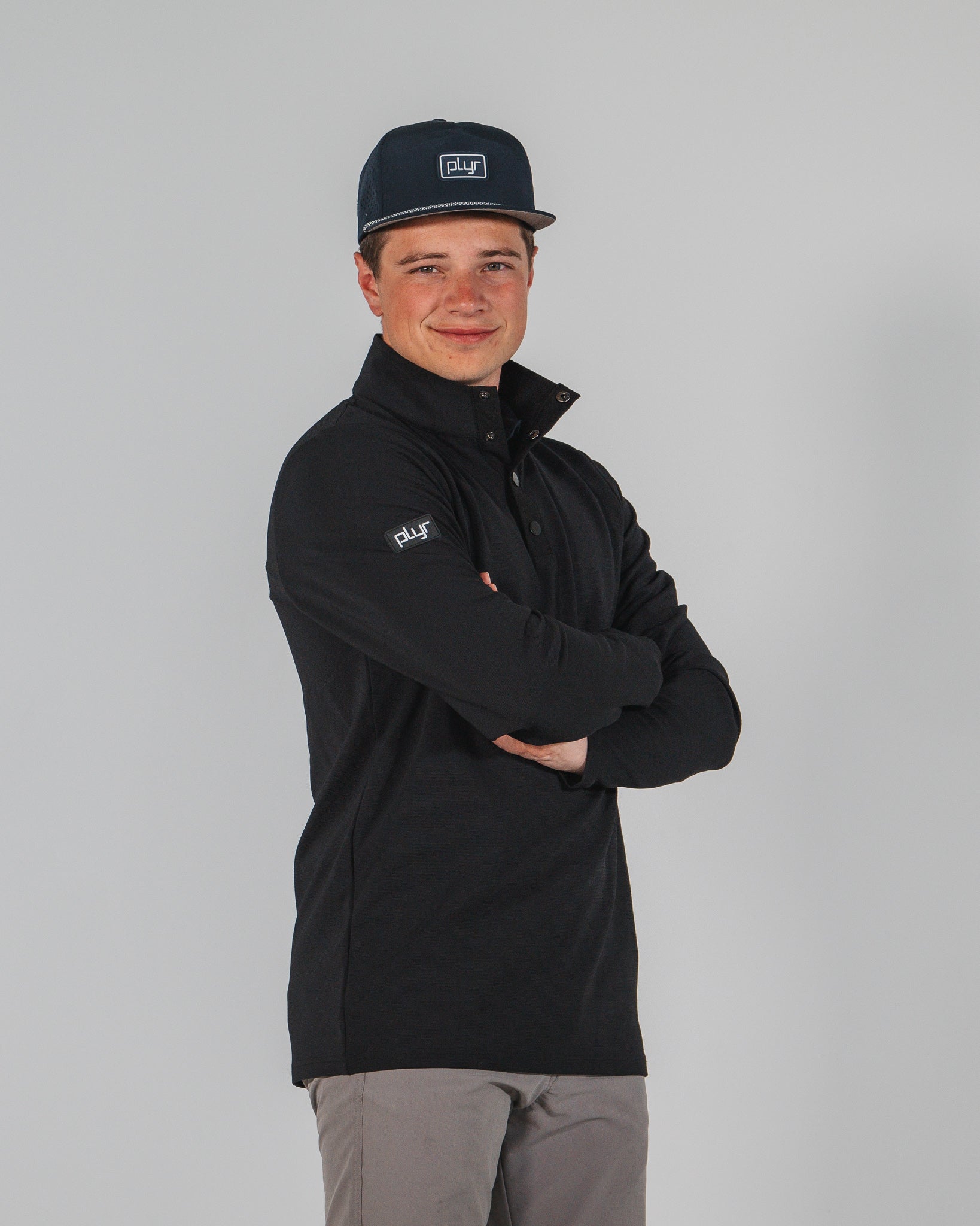 Tones Quarter Button - Black