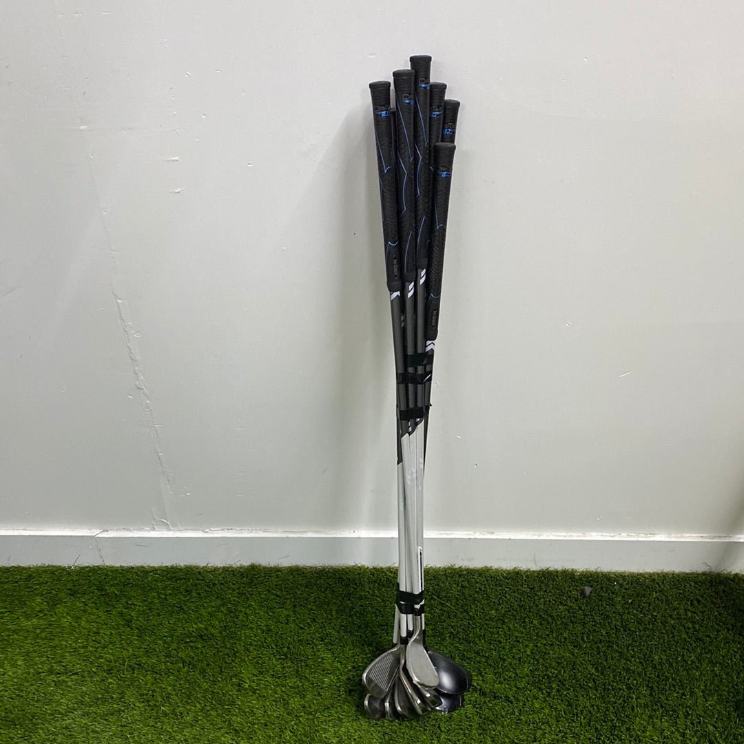 Demo TaylorMade Women's Stealth Combo Set with Graphite Shafts